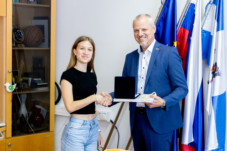 PODELITEV PRIZNANJ ZA ODLIČNOST V OSNOVNI ŠOLI 12.6.2025 - Valter Leban-0059